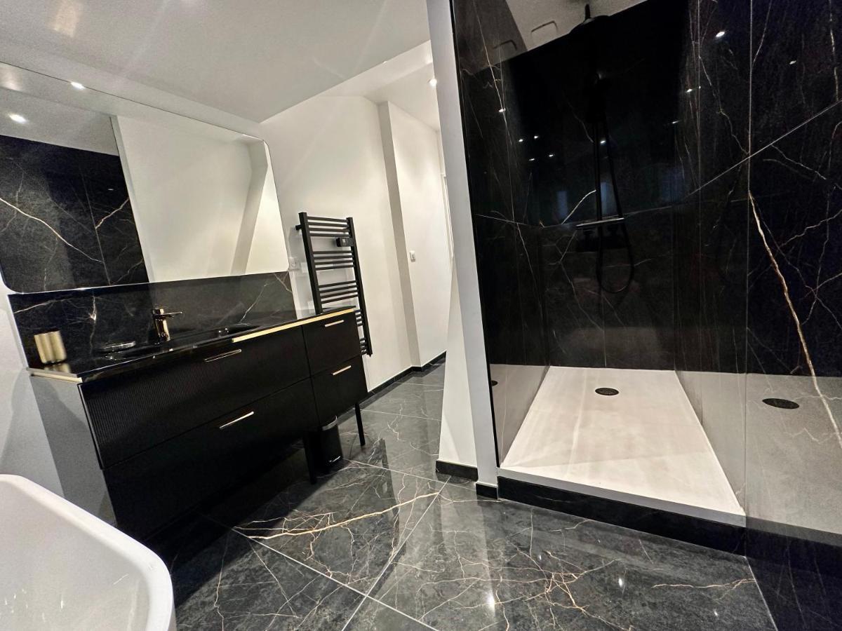 Bel Appartement Avec Parking Au Coeur De ランス エクステリア 写真